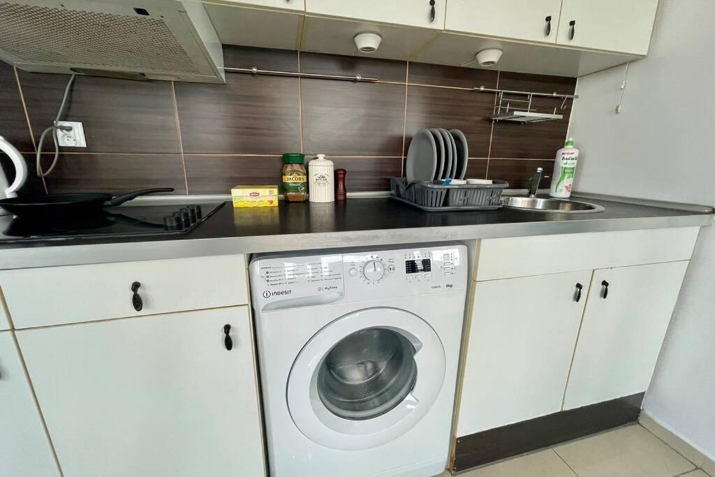 Sawa Apartment 2Xmetro Wifi 500 Mbs 50'Tv Netflix Hbo Appletv+ Warszawa Exteriör bild