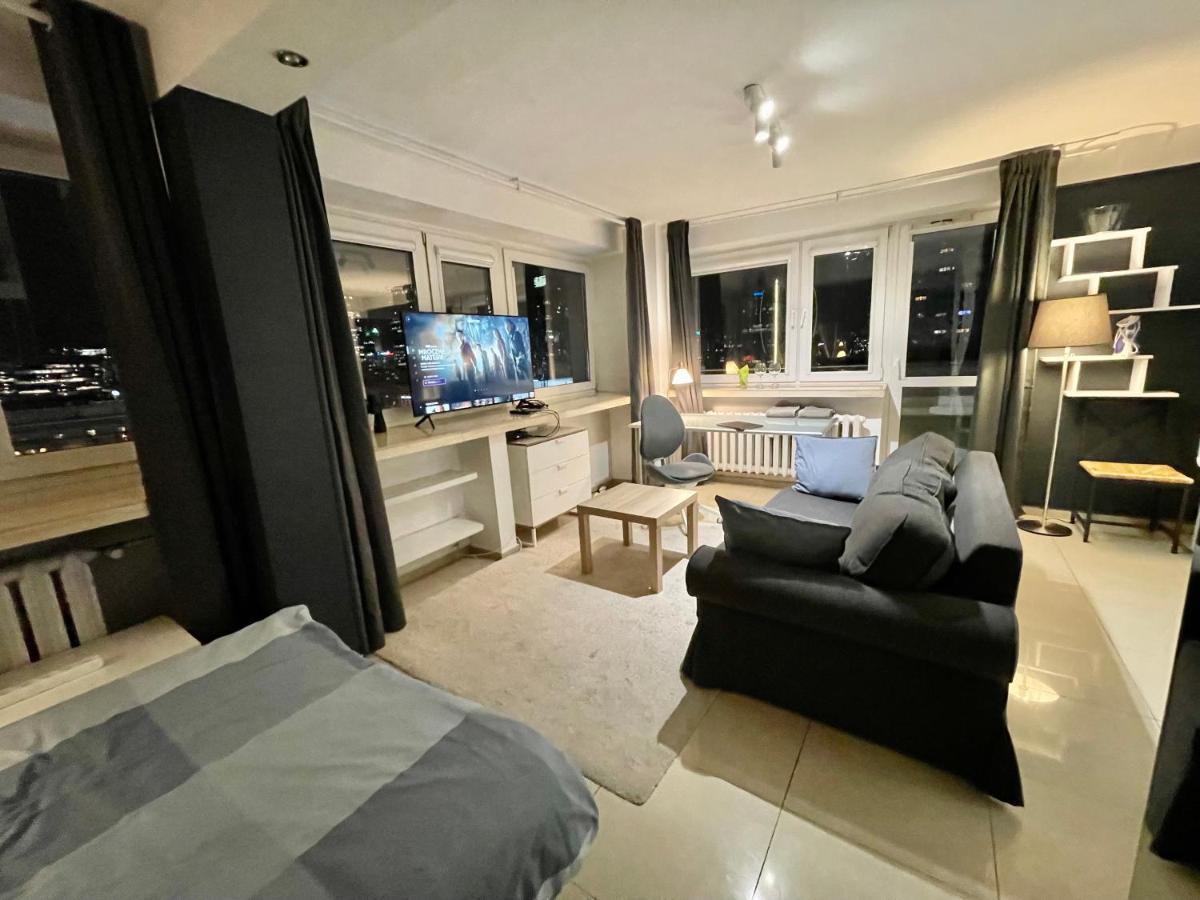 Sawa Apartment 2Xmetro Wifi 500 Mbs 50'Tv Netflix Hbo Appletv+ Warszawa Exteriör bild
